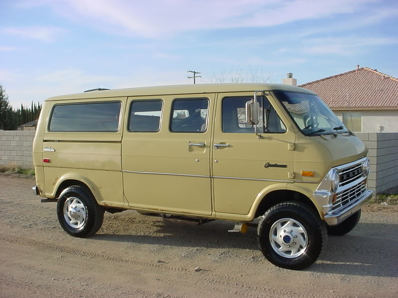 308quadravan003.jpg